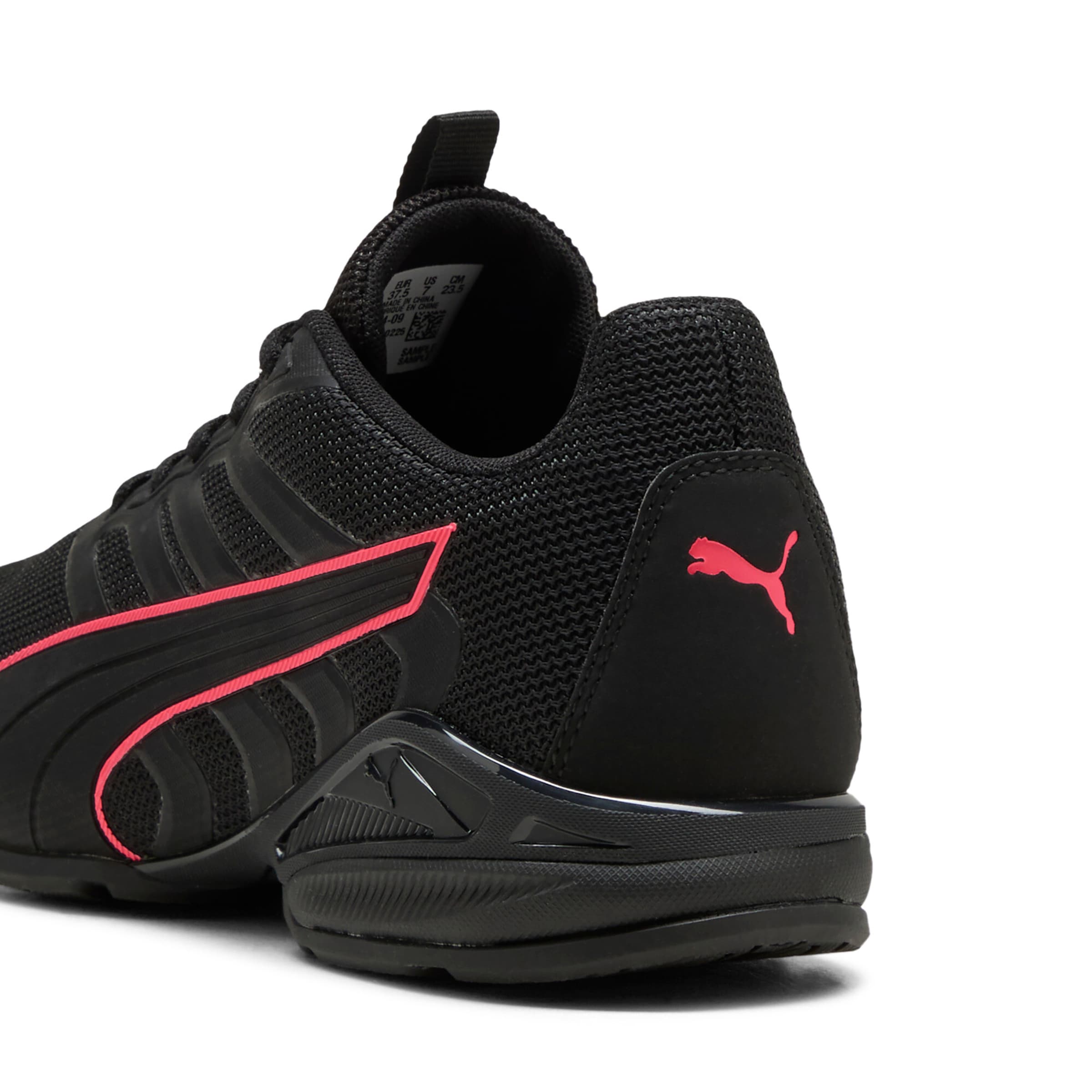 PUMA Sneakers in Black