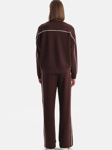 Dagi Sweatshirt in Bruin