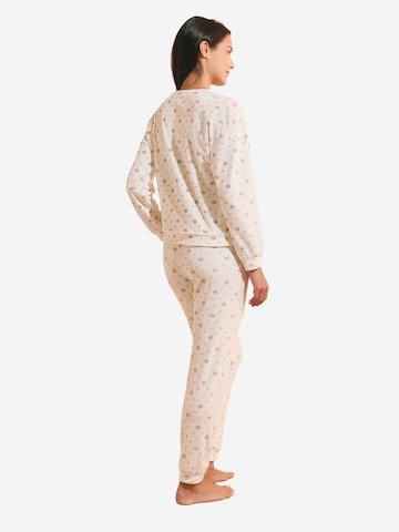 Pigiama 'Raven' di ETAM in beige