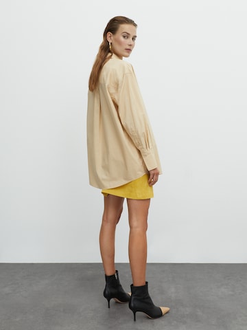 EDITED Blus 'Gianna' i beige