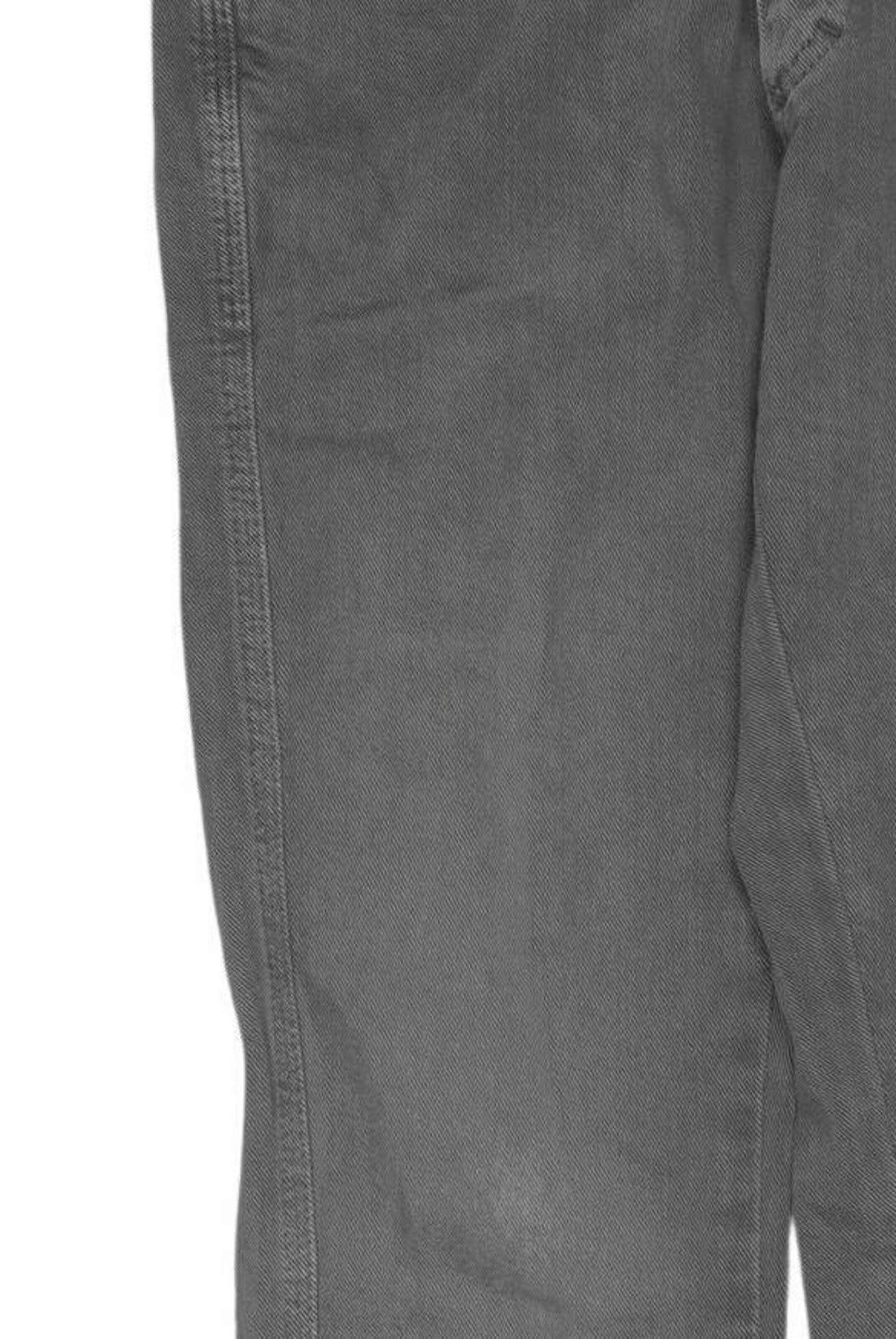 Closed Jeans in 26 in Grey