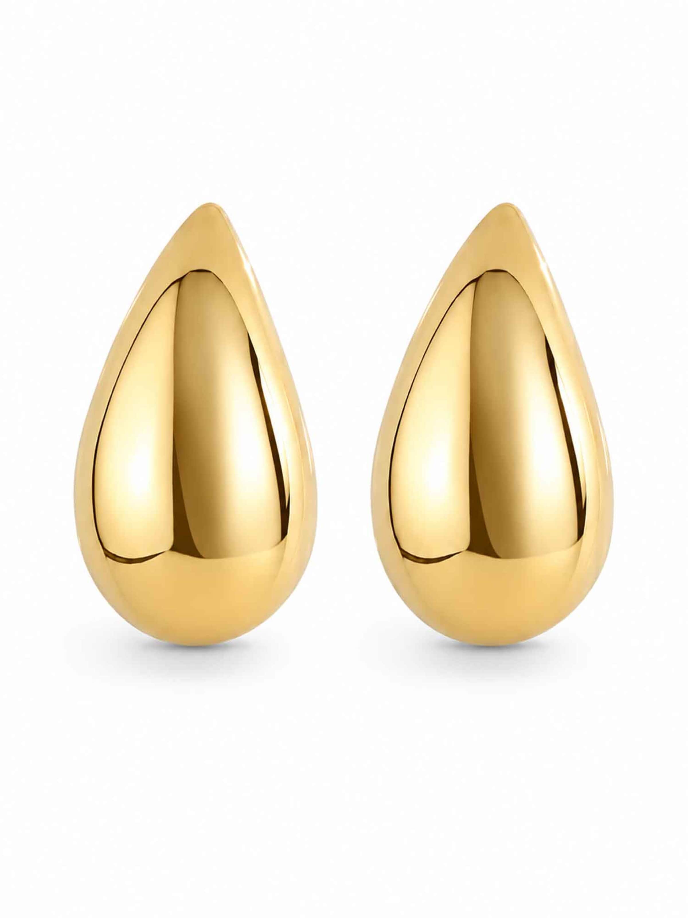 RteRme Earrings 'Titania Medium Gold Teardrop Earrings' in Gold: front