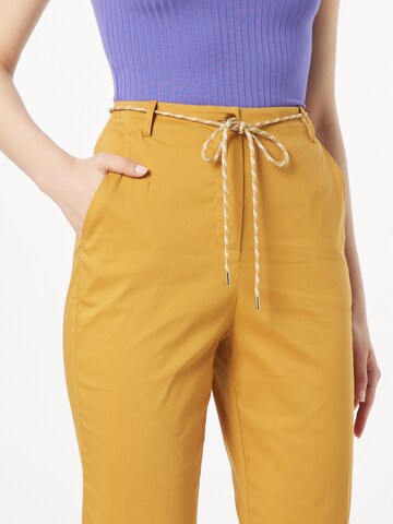 PATRIZIA PEPE Normální Chino kalhoty – žlutá