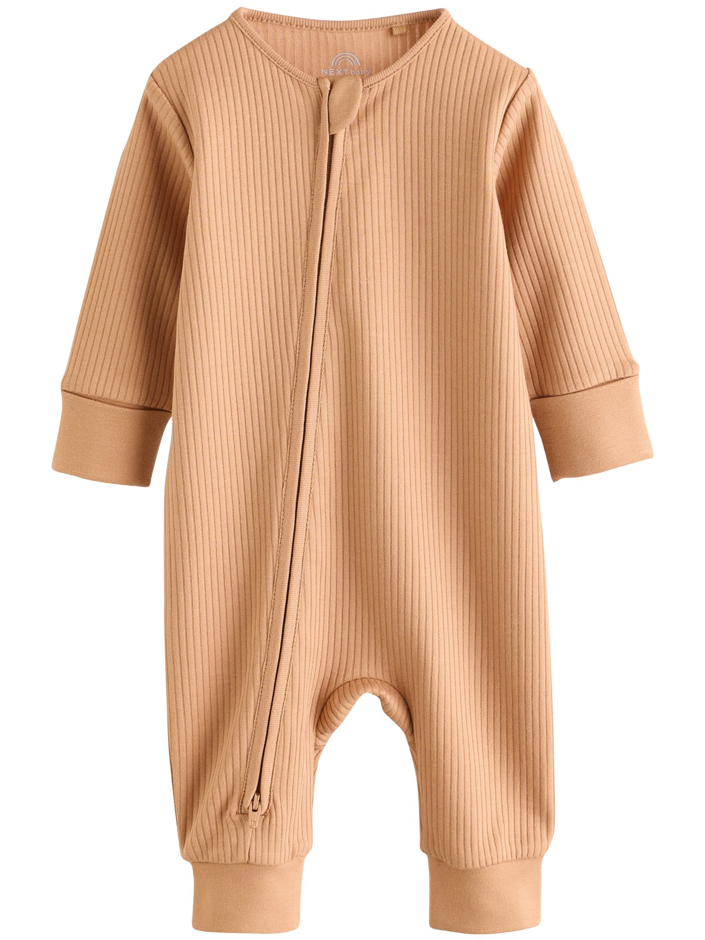 Pijamale de la Next pe maro