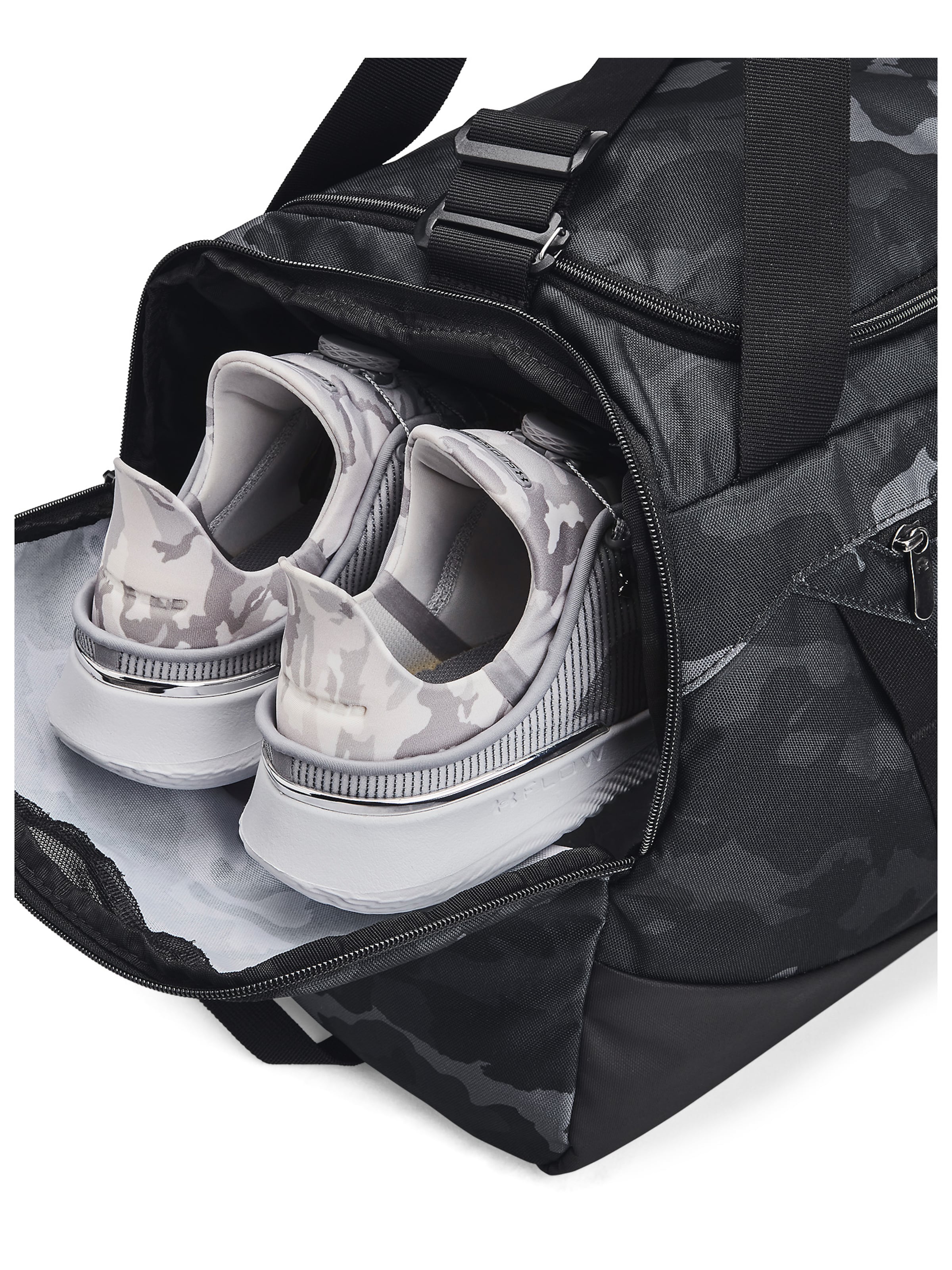 UNDER ARMOUR Sports bag 'Undeniable 5.0' in Black