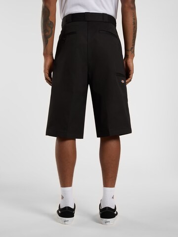 DICKIES Štandardný strih Nohavice - Čierna