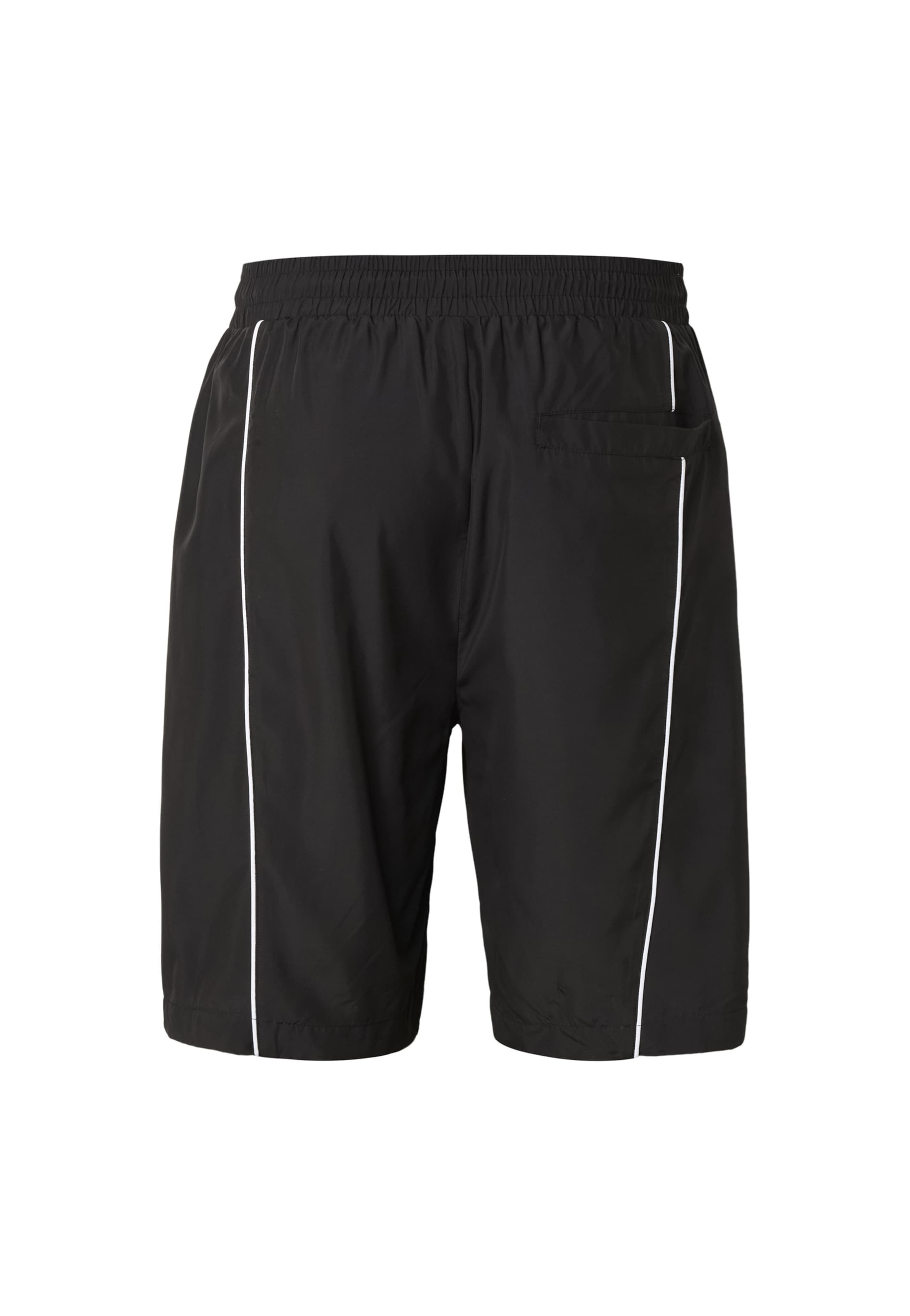 Regular Pantalon Urban Classics en noir