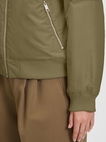 Veste mi-saison 'BONNIE 2' Covered en vert