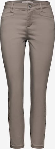 STREET ONE Slim fit Chino Pants in Brown: front