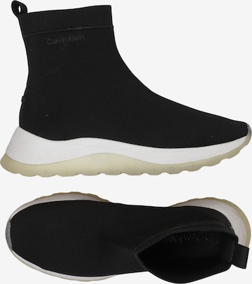 Calvin Klein Dress Boots in 39 in Black: front