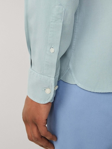 Coupe regular Chemise Hackett London en bleu