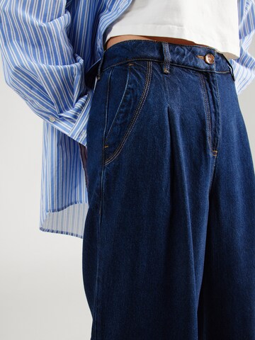 WHITE STUFF Regular Pleat-front jeans 'Kerry' in Blue