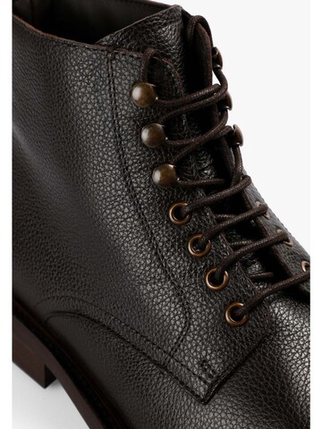 Scalpers Fűzős csizmák 'Scvivancos' - barna