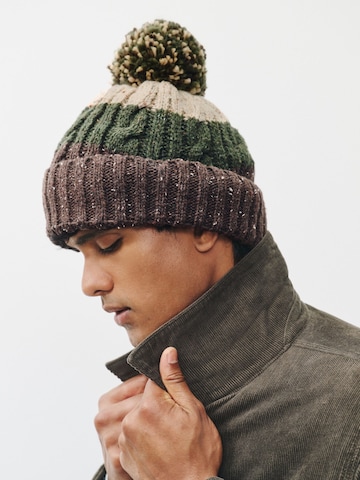 Next - Gorros em castanho
