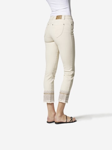 KOROSHI - regular Vaquero en blanco