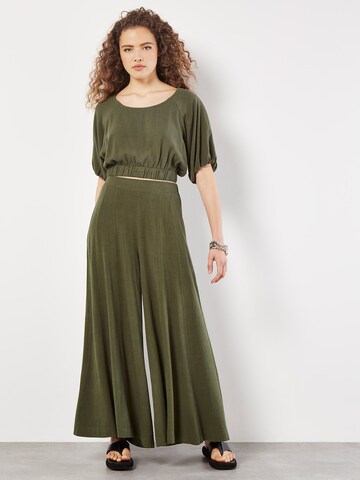 Chemisier Apricot en vert