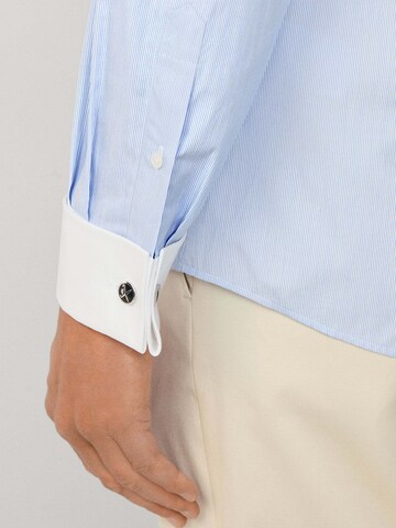 Coupe regular Chemise Hackett London en bleu