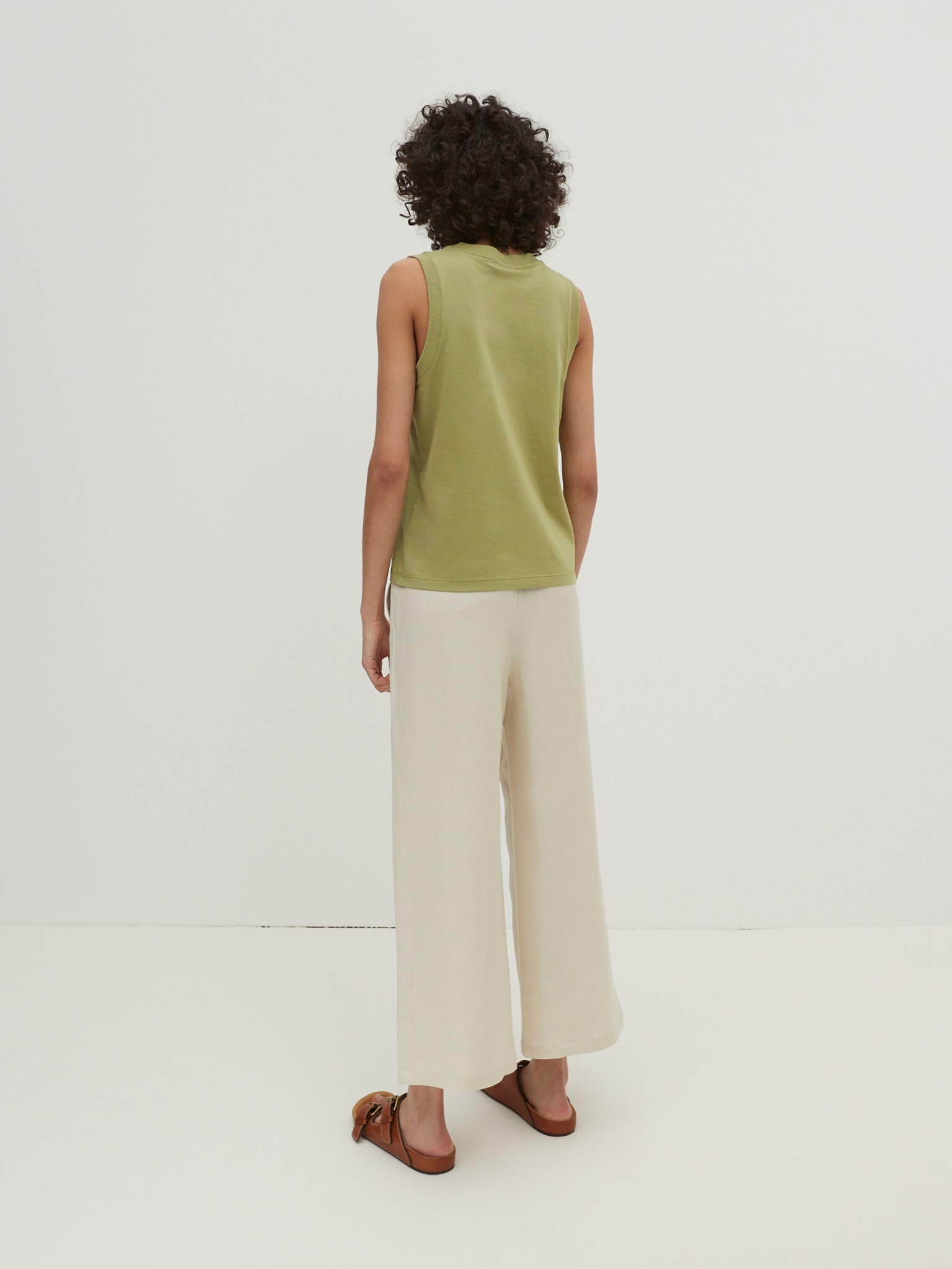 Top 'Janet'