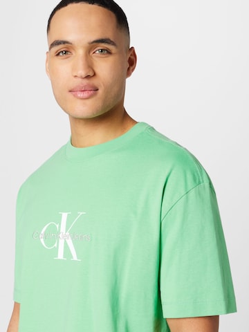 Tricou de la Calvin Klein Jeans pe verde