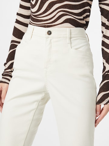 BRAX Slimfit Spodnie 'MARY' w kolorze biały