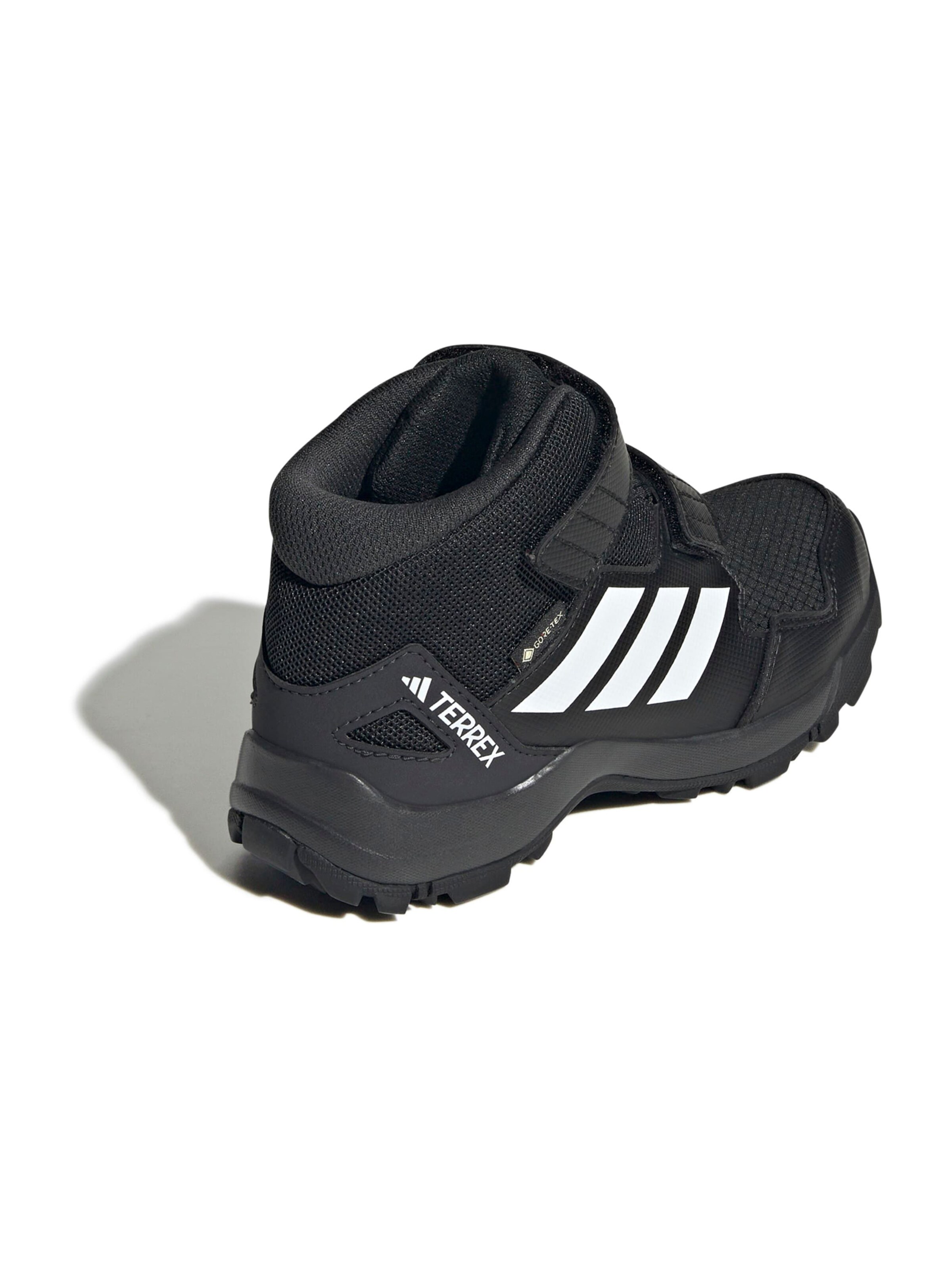 Boots 'SKYCHASER' di ADIDAS TERREX in nero