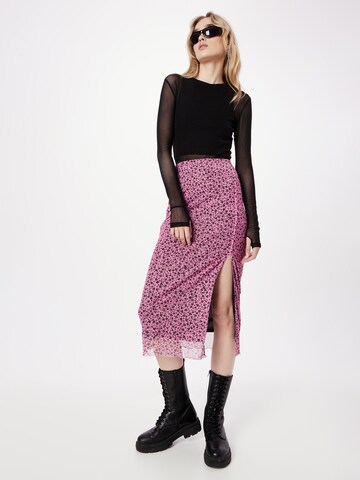 Monki Skirt in Pink