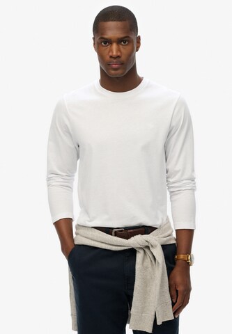 T-Shirt 'Essential' Superdry en blanc : devant