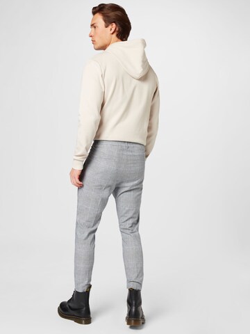 DRYKORN Slim fit Pleat-Front Pants 'CHASY' in Grey