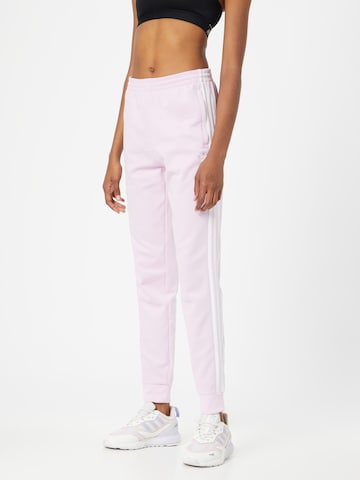 ADIDAS ORIGINALS Tapered Broek 'Adicolor Classics Cuffed' in Roze: voorkant