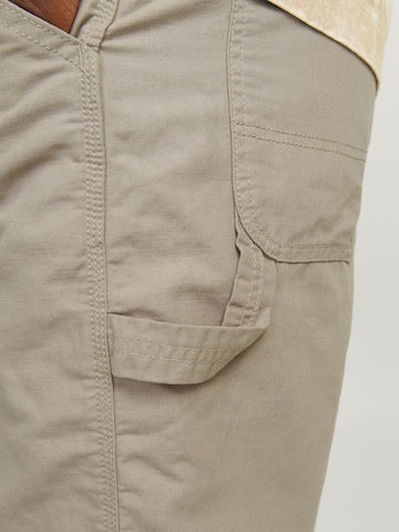JACK & JONES Loose fit Cargo trousers in Beige