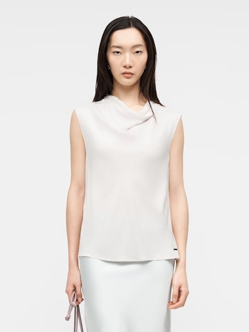 Chemisier Calvin Klein en blanc : devant