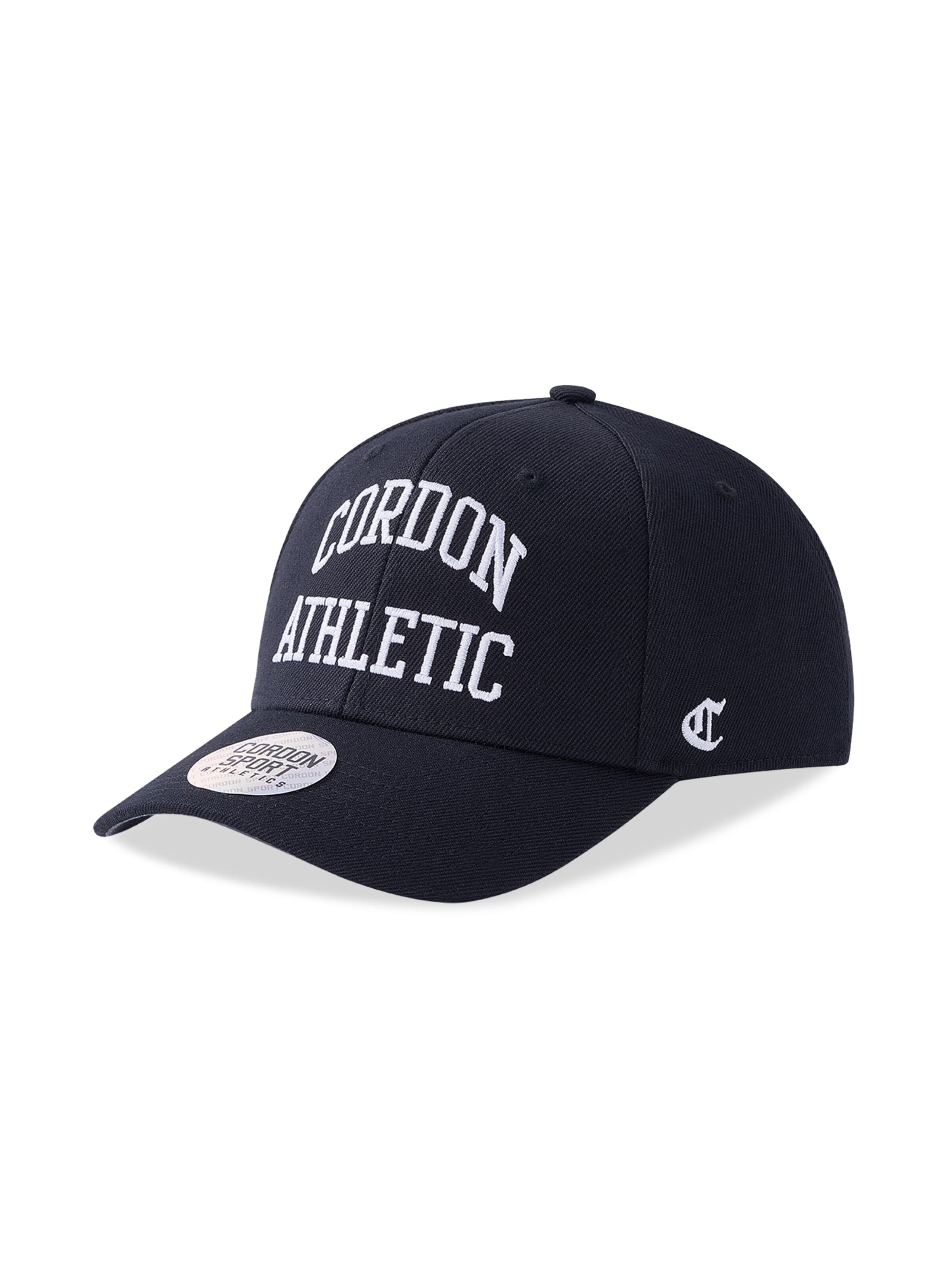 Cordon Sport Cap 'King' in Black: front