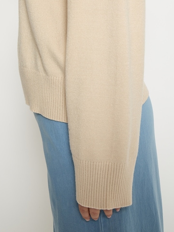 Pullover 'Mianna' di Peppercorn in beige
