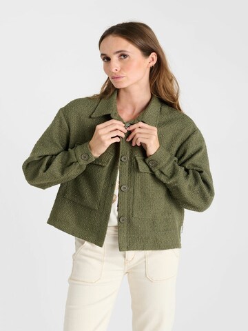 Veste mi-saison 'Marley' Le Temps Des Cerises en vert : devant