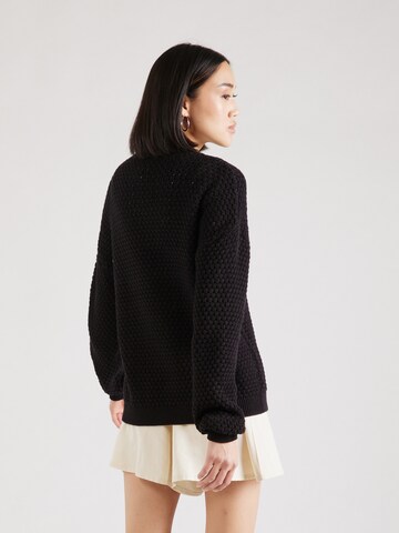 QS Sweater in Black