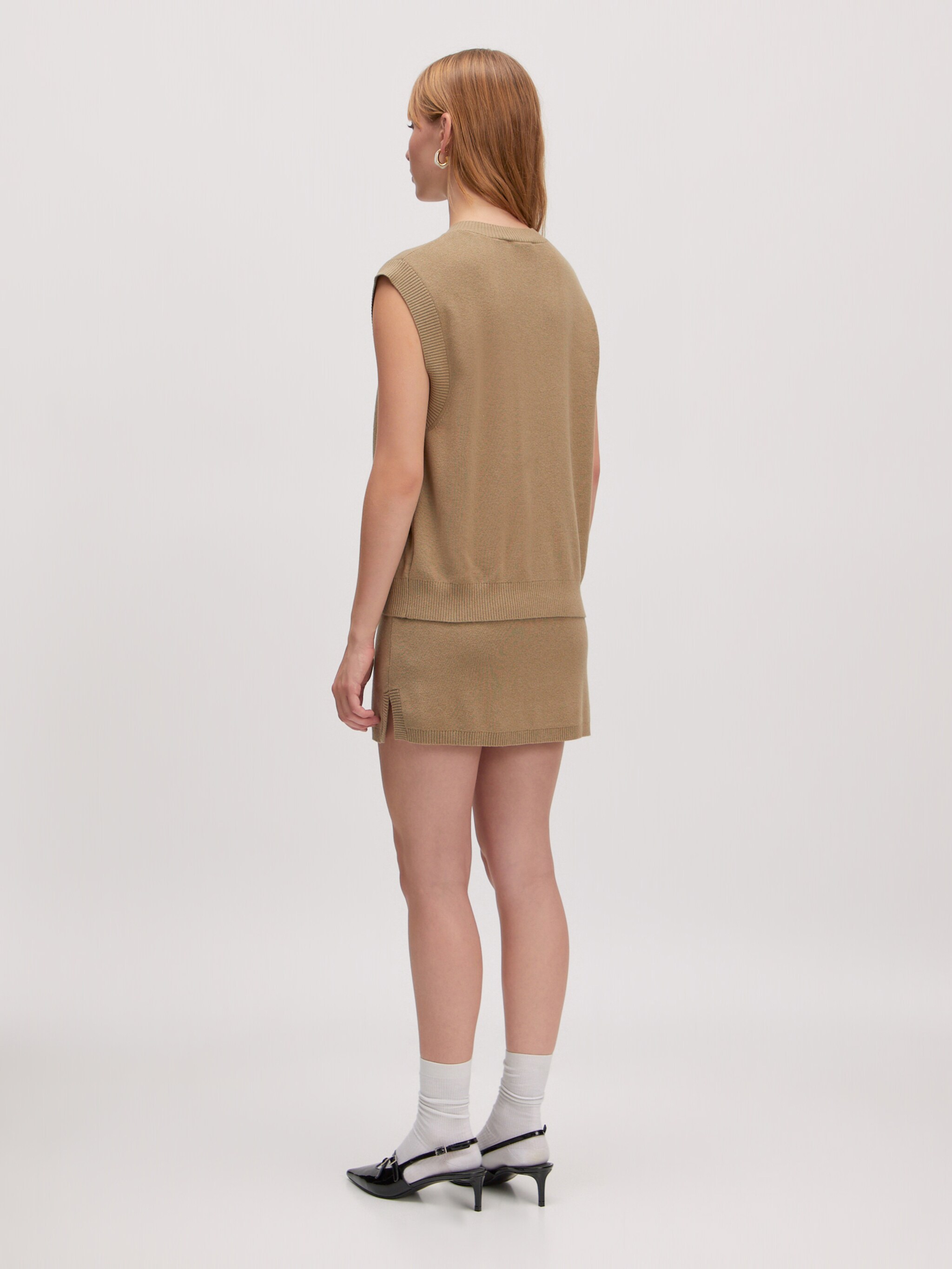 EDITED Produkter Vest 'Ursina' brun