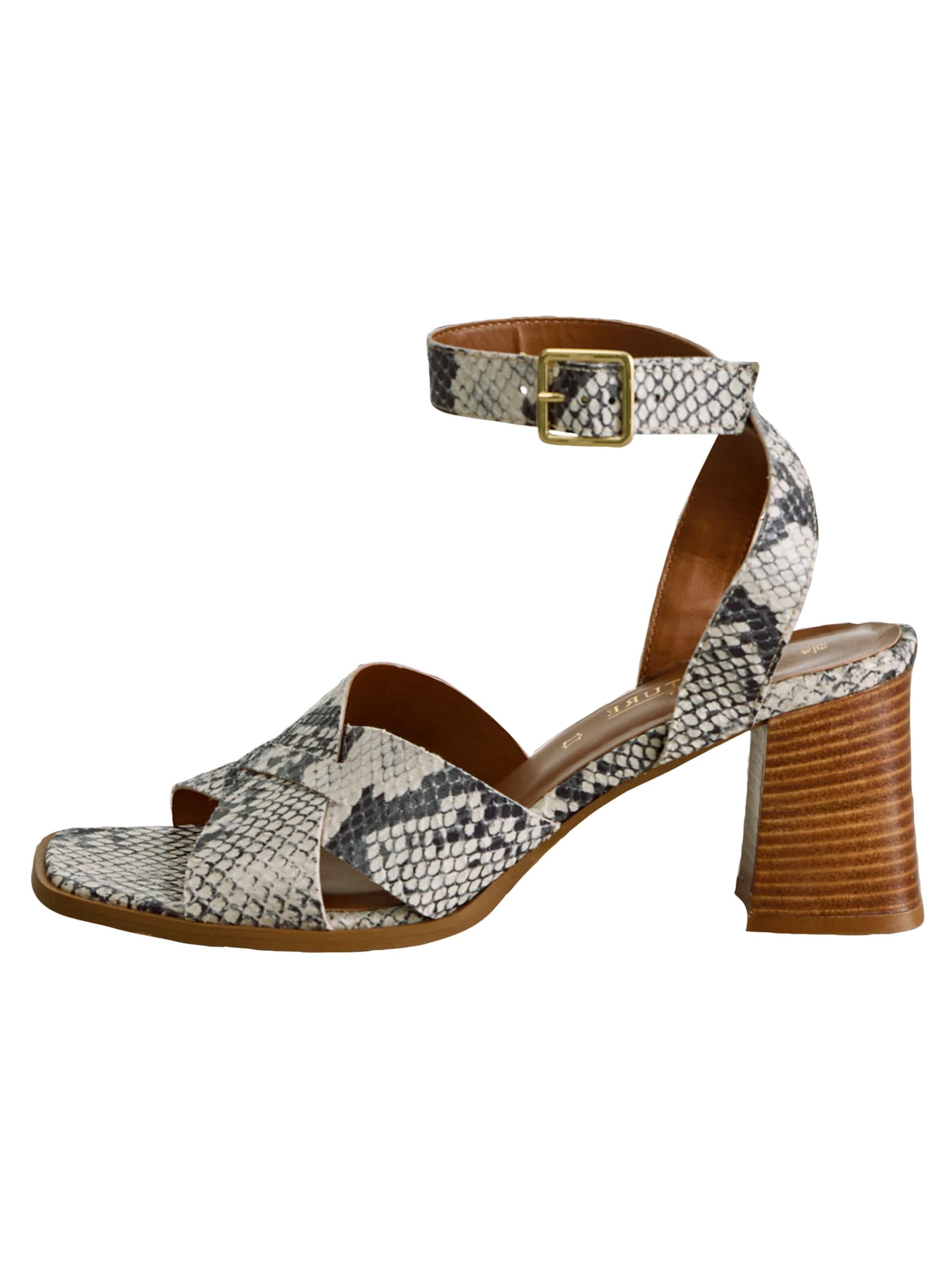 Next Sandalen met riem in Grijs: voorkant