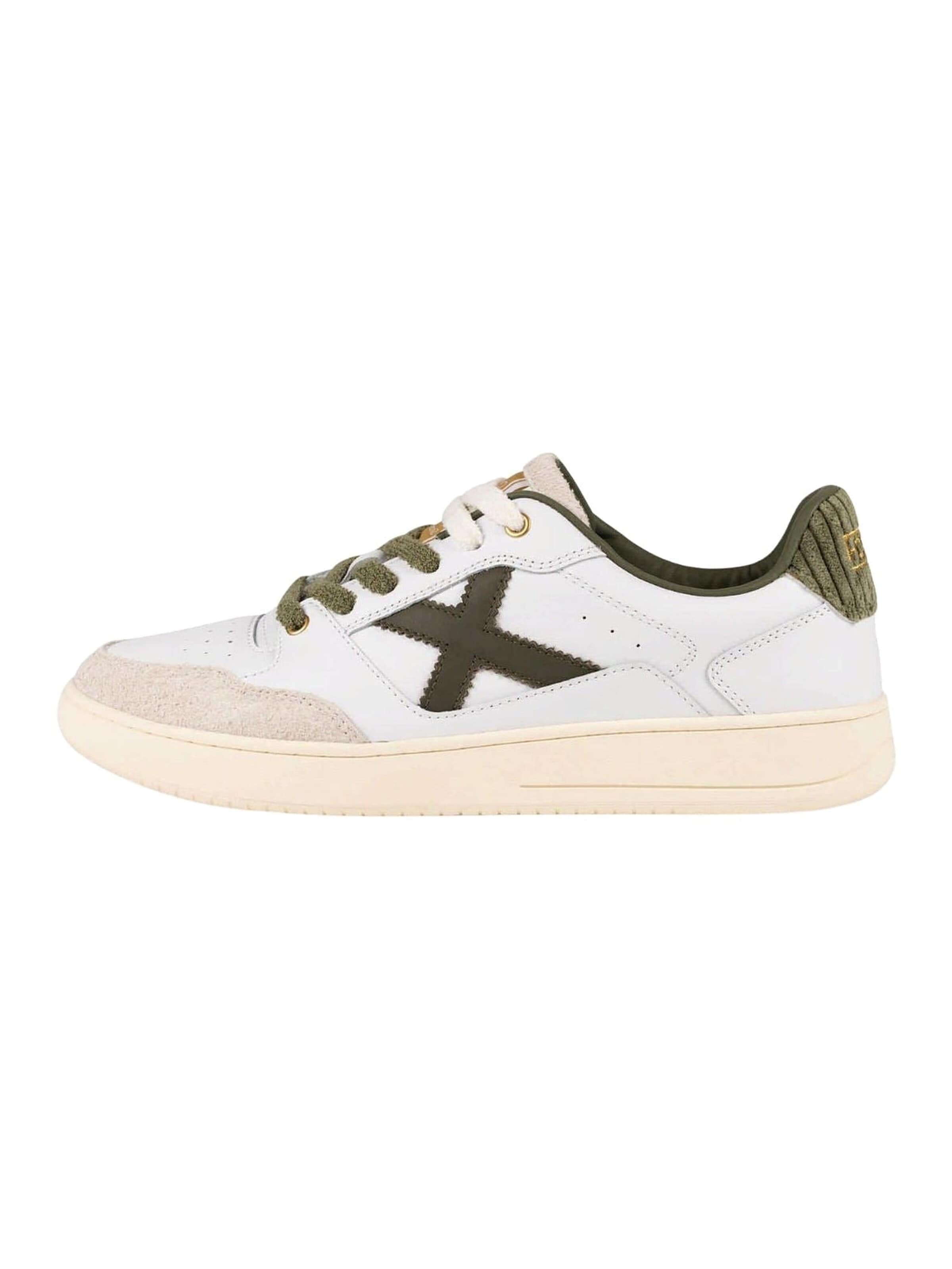 Sneaker bassa 'Legit 125' di MUNICH in bianco: frontale