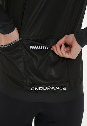 ENDURANCE Sportbodywarmer in Zwart