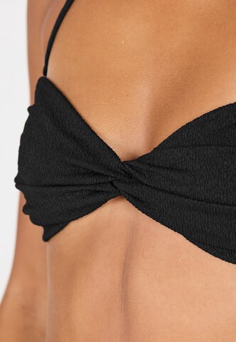 Athlecia Triangel Bikinitop 'Larinie' in Zwart