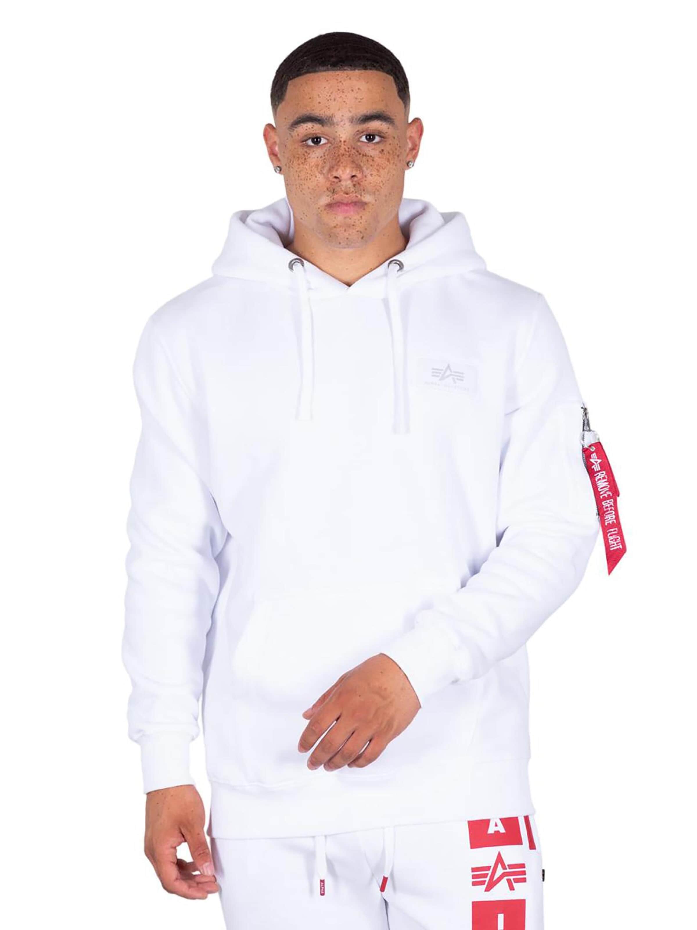 Bluză de molton 'Backprint' de la ALPHA INDUSTRIES pe alb