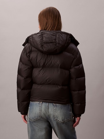 melns Calvin Klein Jeans Starpsezonu jaka 'ESSENTIAL'