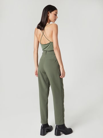 Guido Maria Kretschmer Women Regular Pleat-front trousers 'Tasha' in Green