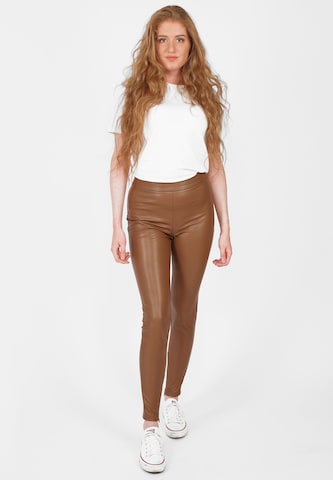 Maze Skinny Pants in Brown: front