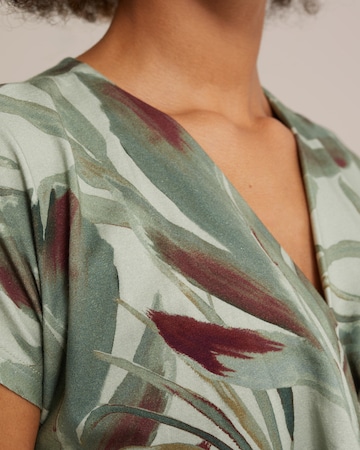 WE Fashion Dress in Green