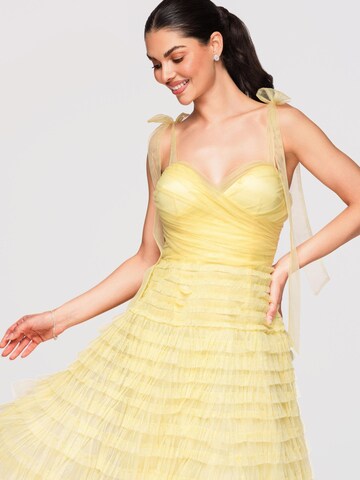 Abito di Ombre in giallo