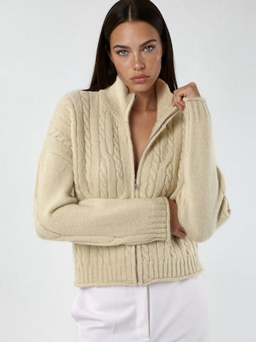 Hiccup Knit cardigan in Beige