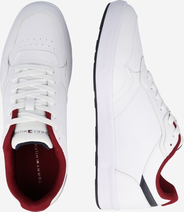 TOMMY HILFIGER - Zapatillas deportivas bajas 'Marius' en blanco