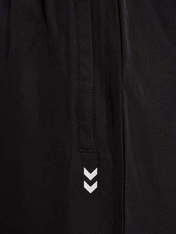 Hummel Tapered Sporthose 'Pulse Workout' in Schwarz