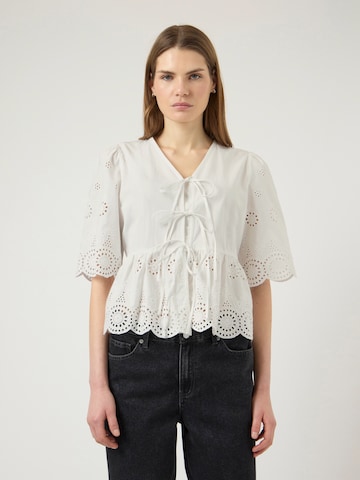 YAS - Blusa 'YASCORNELIA' en blanco: frente